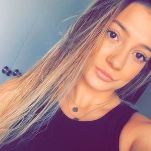 Meet your Posher, Carlee